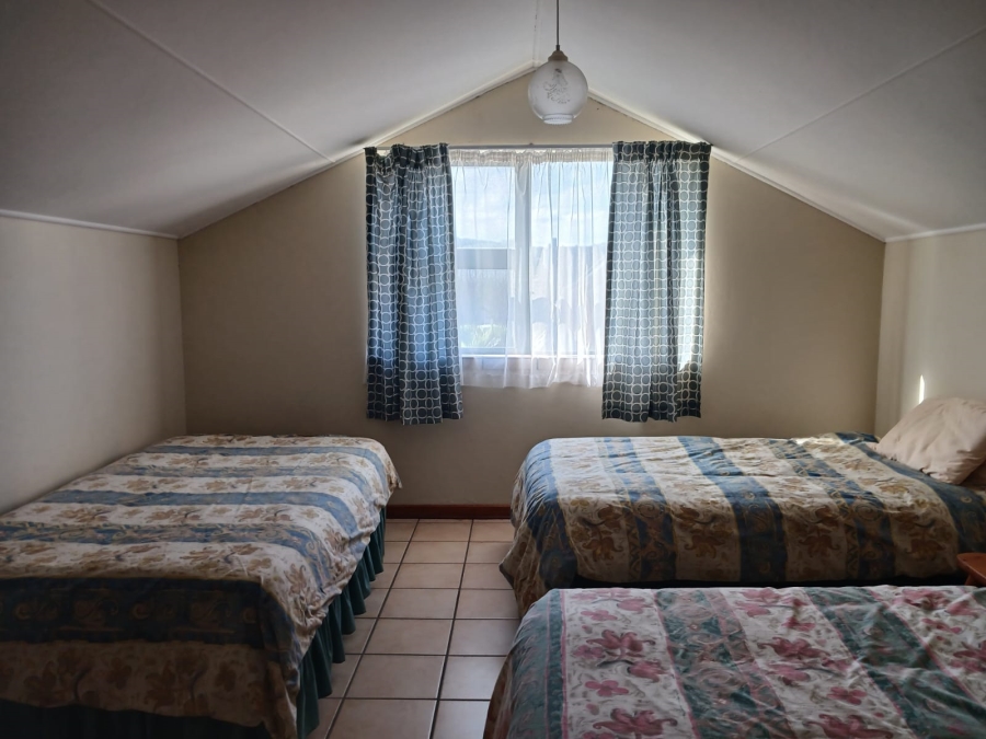 4 Bedroom Property for Sale in Stilbaai Wes Western Cape